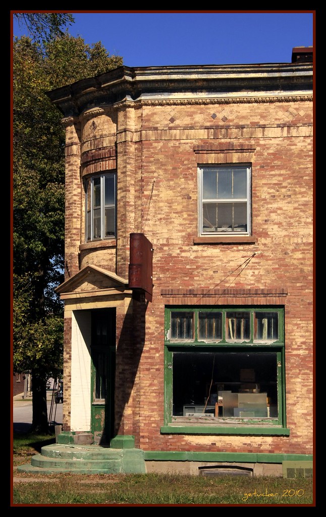 Hotel Stuart Stuart Iowa img 6962 / 1022010 Gary Tucker Flickr