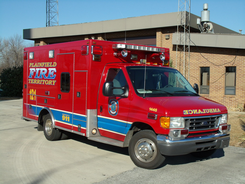 Plainfield Fire Territory Medic 121_New Graphics 2005 Ford… Flickr