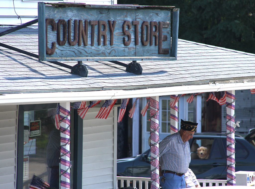 Great American Veteran in front of the Litchfield Country … Flickr