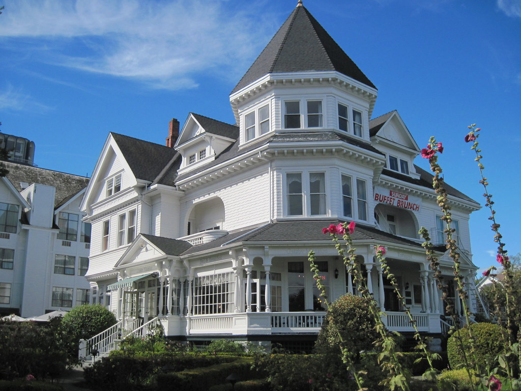 Gatsby Mansion brunch site Peter Bulthuis Flickr