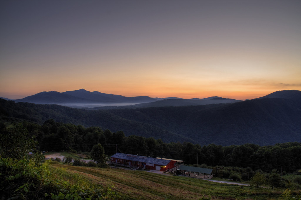 Elevation of Lady Slipper Ln, Bakersville, NC, USA Topographic Map