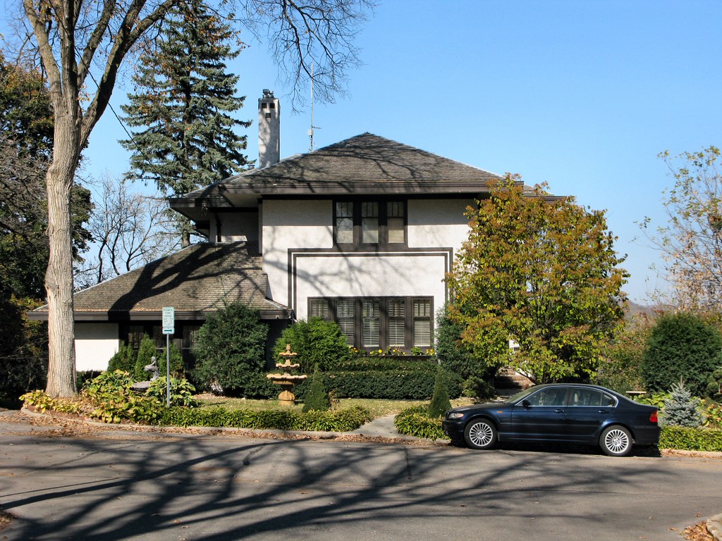 Crewe House The Crewe House (1914) on College Hill in Roch… Flickr