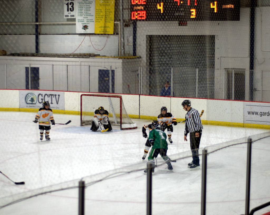 Kensington Valley Renegades vs. Garden City Gold Wings Flickr