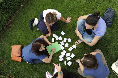 Giochi di gruppo Gli studenti dell'Istituto Cortivo si