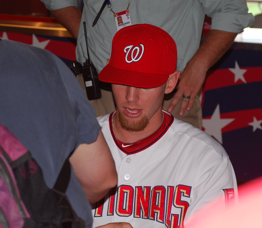 Strasburg 4 Nationals pitcher Stephen Strasburg signs auto… Flickr