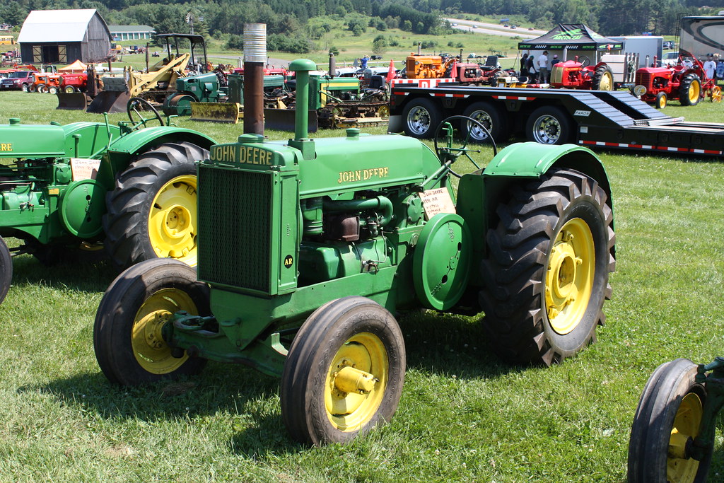 1941 John Deere AR tractor Richard Spiegelman Flickr