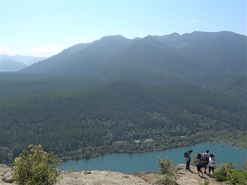 Rattlesnake Lake 1143am, from the lower ledge. Peter Stevens Flickr