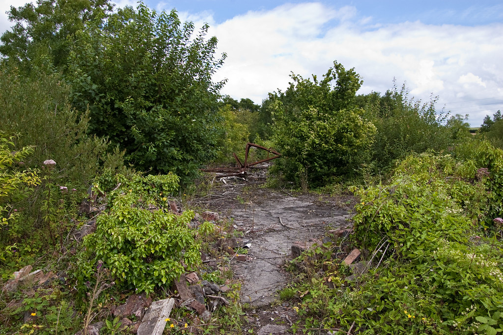 Llanharry Iron Mine Llanharry Iron, mine, closed around 19… Flickr