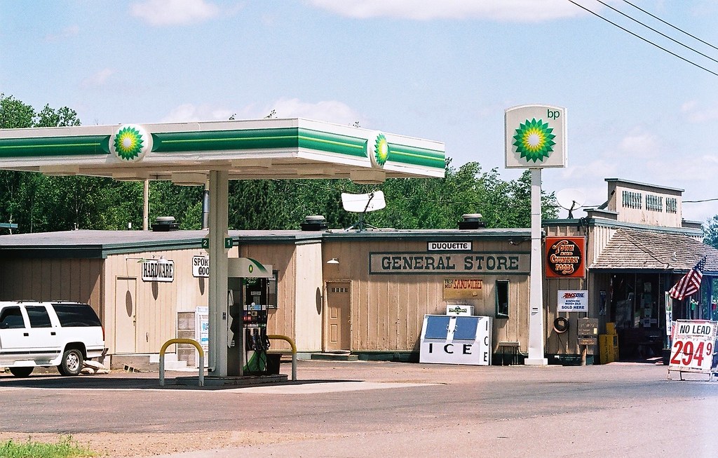 Duquette General Store MN June 2007 BP 2 The onepump Duq… Flickr