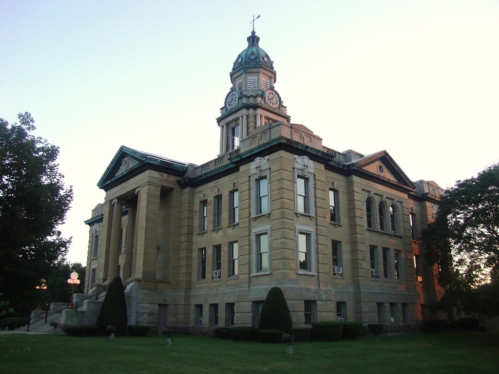 Lafayette County Courthouse (Darlington, Wisconsin) Flickr