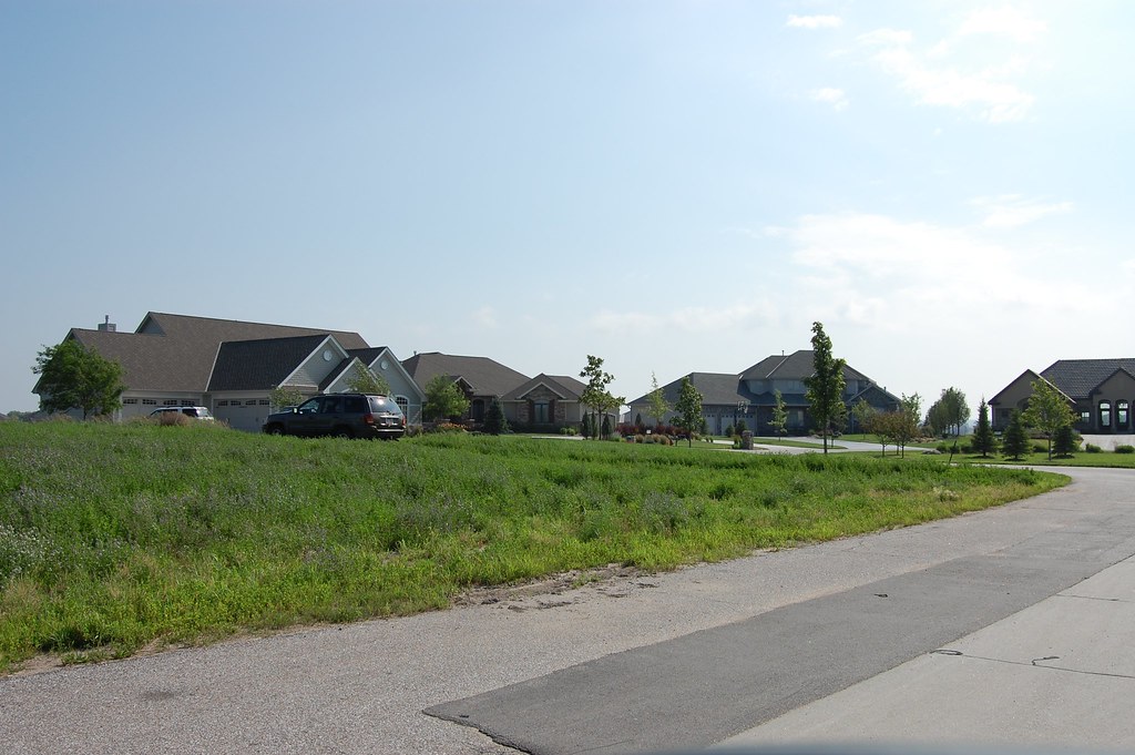 West Shores Omaha, Nebraska Looking to the east. Ryan Renner Flickr