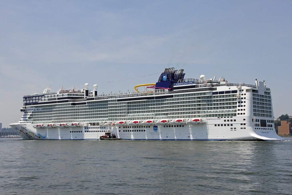 Picture Of Norwegian Epic Leaving Pier 88 In New York City… Flickr