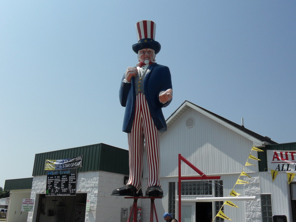 Uncle Sam Castle car wash, Vincennes, Indiana Erica Fischer Flickr