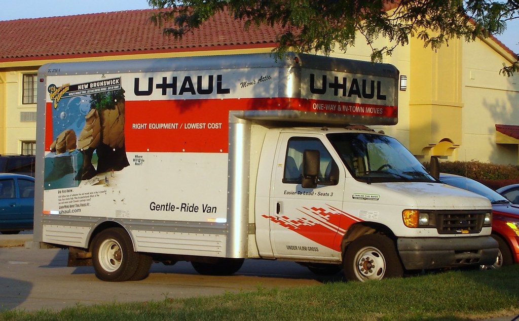 UHaul Truck Canada New Brunswick DSC00501 UHaul truc… Flickr