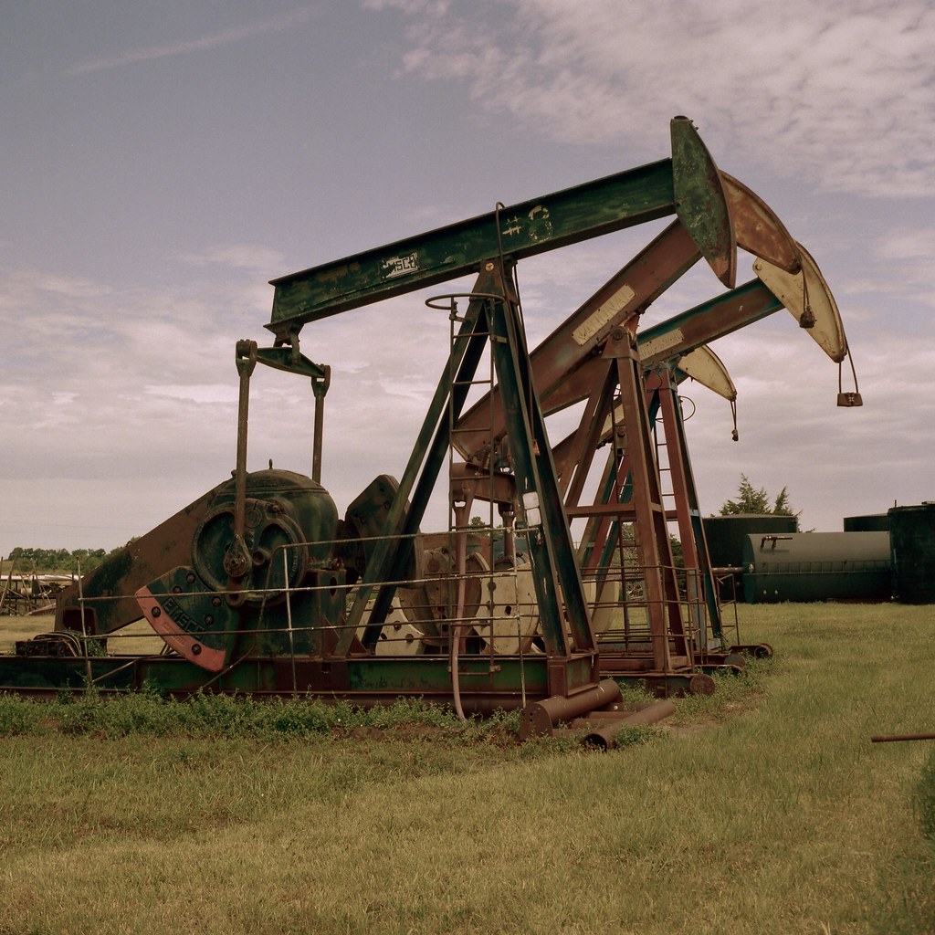 Oil Pumps on Highway 1 / Near Newton, Kansas / May 2010 Flickr