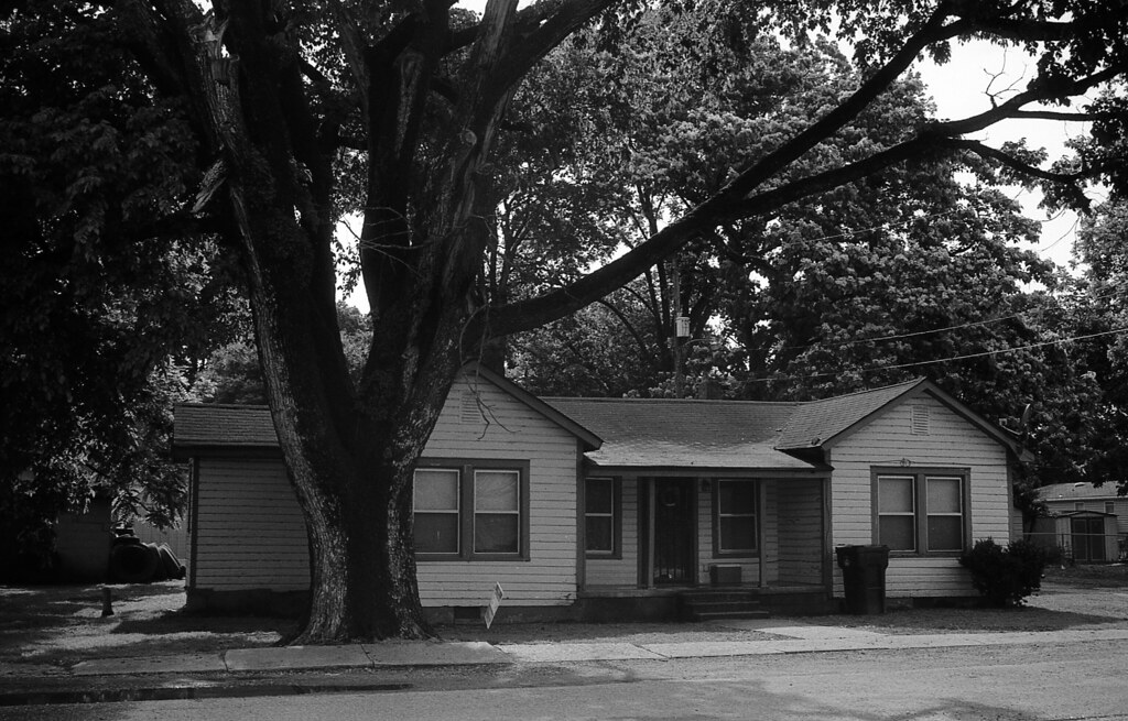 Widener, Arkansas Legacy Pro 100 film, Pentax K1000 camer… Flickr