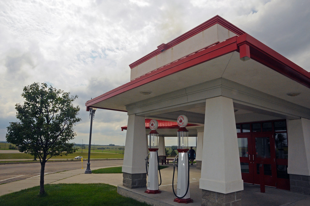 Fill 'er Up on I94 A rest area along I94 in North Dakota… Flickr