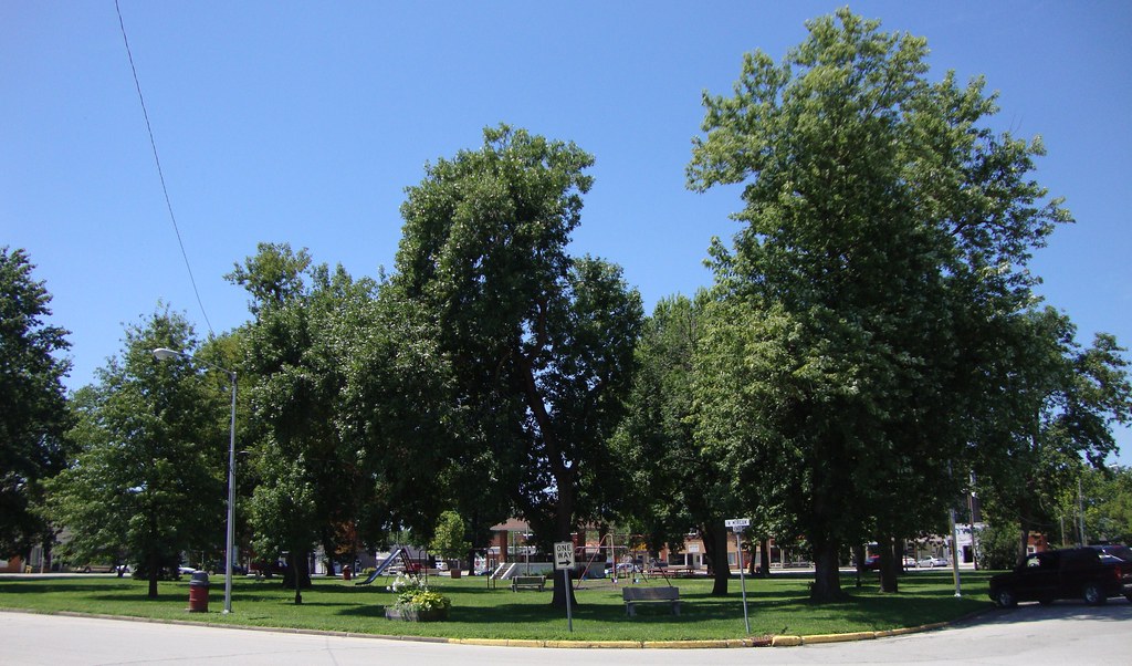 Downtown Kahoka Square (Kahoka, Missouri) This town square… Flickr