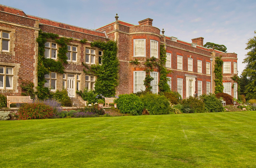 The South Front of Hinton Ampner, a stately home in Hampsh… Flickr