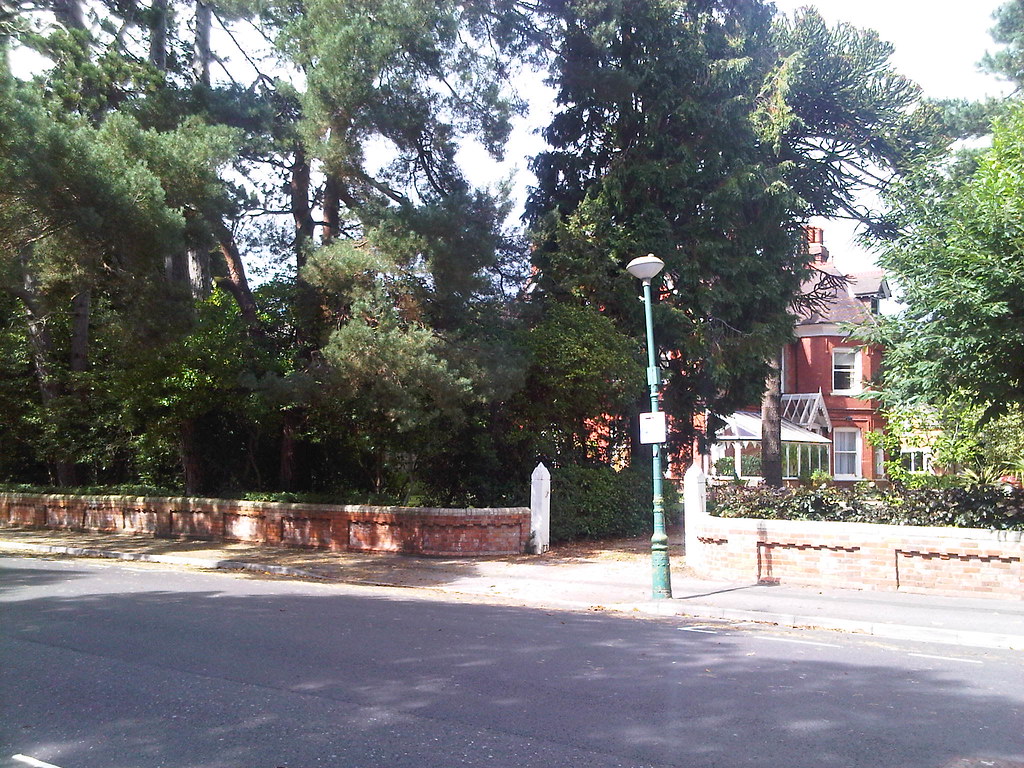 Holm Lea, 23 Portarlington Road, Westbourne, Bournemouth a photo on