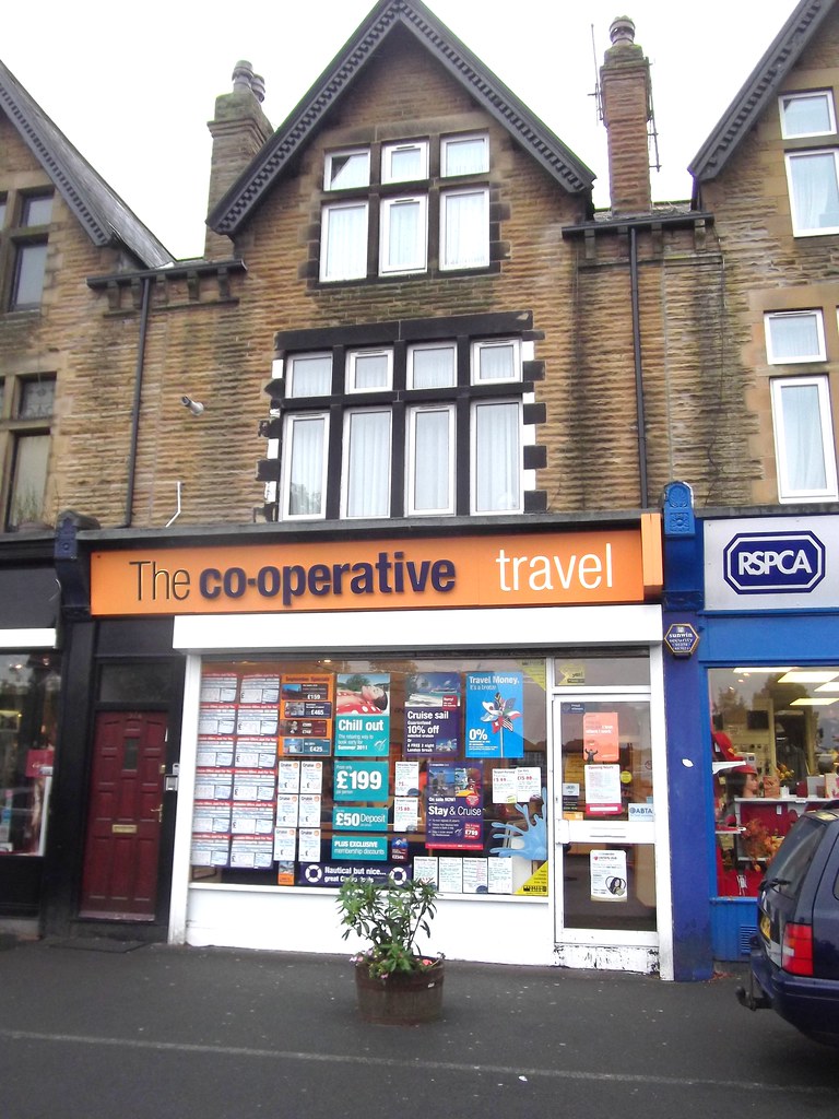 ROUNDHAY [2] (57 Street Lane, Roundhay, Leeds, W.Yorks LS8 1AP {NBC