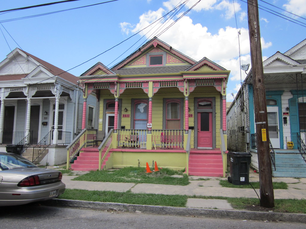 Cleveland Av Happy House Cones MidCity New Orleans. House… Flickr