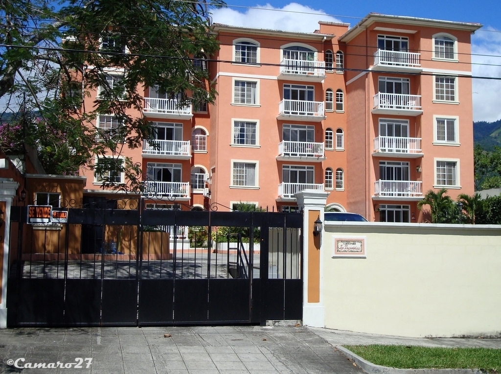 Colonia Maquilishuat Condominio Las Bugambilias Colonia Ma… Flickr