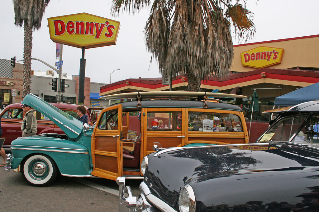 Pacific Beach Car Show Denny's & Long Woody at the W… Flickr