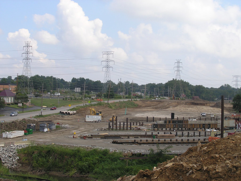 P8220738 new roadbed going north on 141 from Ladue Road Don Flickr