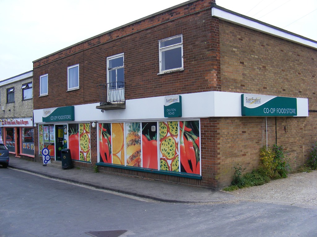 East of England Cooperative store, Oulton Road, Lowestoft… Flickr