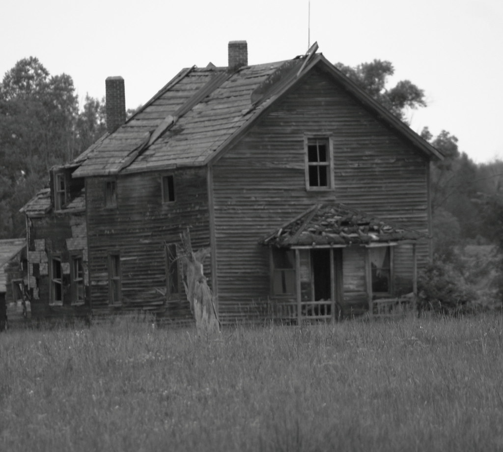 Once a potatoe mansion, Posen Michigan All alone..........… Flickr