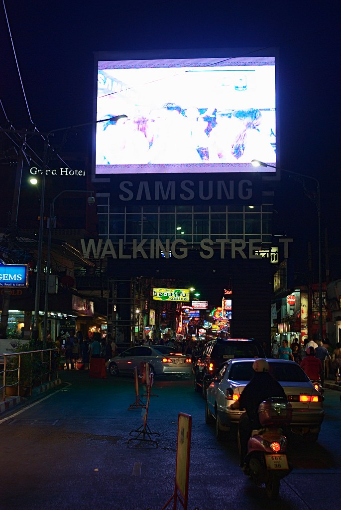 Walking Street A Położone na południe od Bangkoku turyst… Flickr