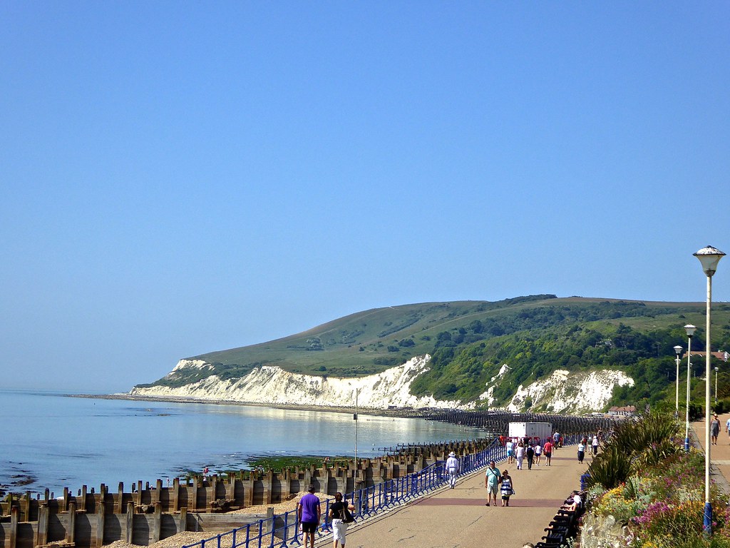 Eastbourne Holywell Beach (Holywell Retreat) Located at th… Flickr