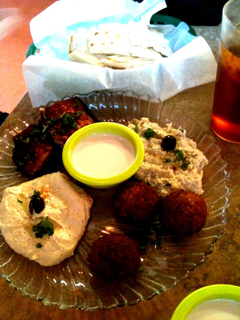 Olive Bistro Mediterranean Platter (Eggplant, Baba Ganouch… Flickr