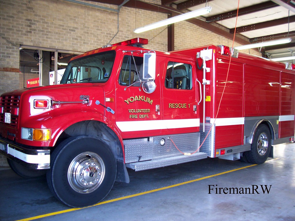 Yoakum, TX VFD Rescue 1 1999 International/Hackney Flickr