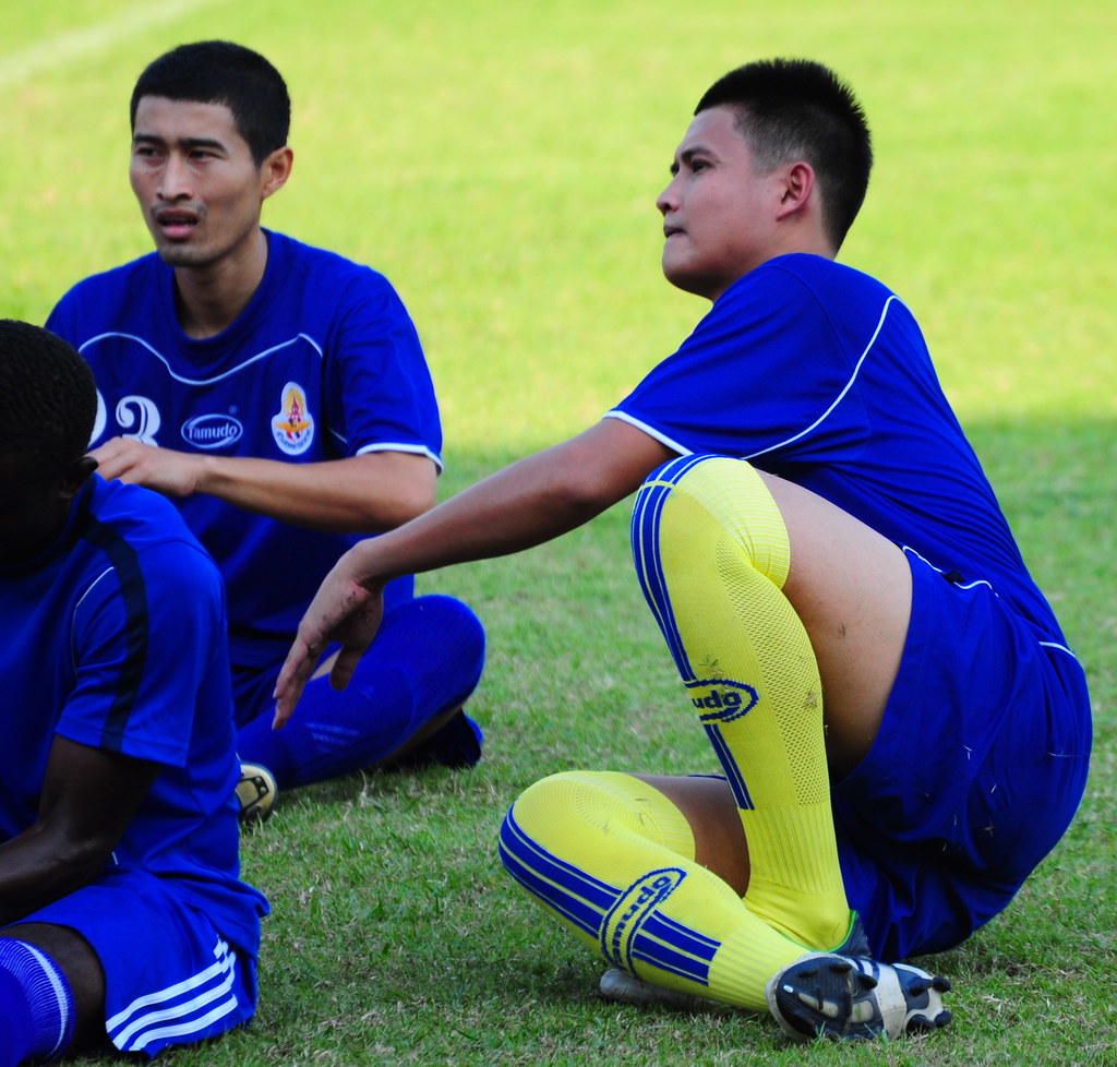 soccer players in overtheknee socks pwlcds Flickr