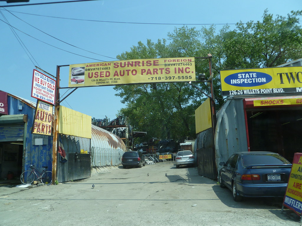 Sunrise Auto Parts, Willets Point R36 Coach Flickr