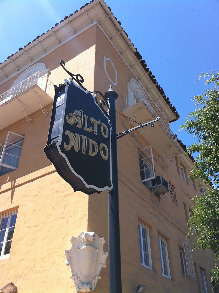 Alto Nido apartments, as seen in Sunset Blvd Adam Flickr