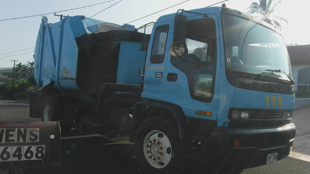 Hawaii P.F.I. Rubbish Service KailuaKona, HI 6/23/17 Alo… Flickr