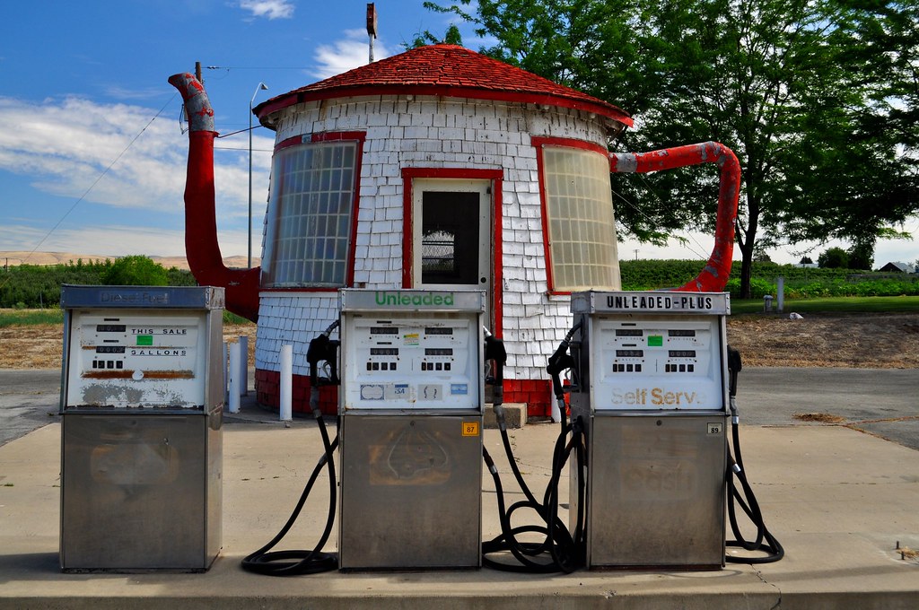 Tea Pot Gas Station dailyshoot ds222 Weekend whimsy. Mak… Flickr