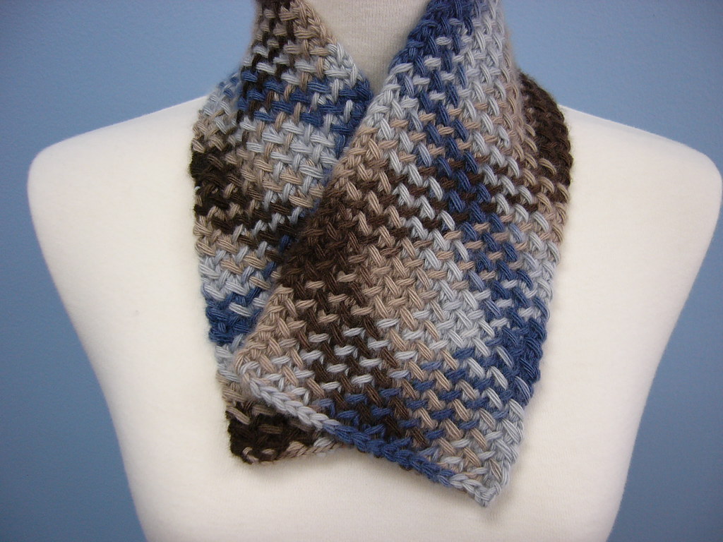 Cashmere Neck Warmer Cashmere Neck Warmer in Artyarns' Cas… Bobbin's Nest Studio Flickr