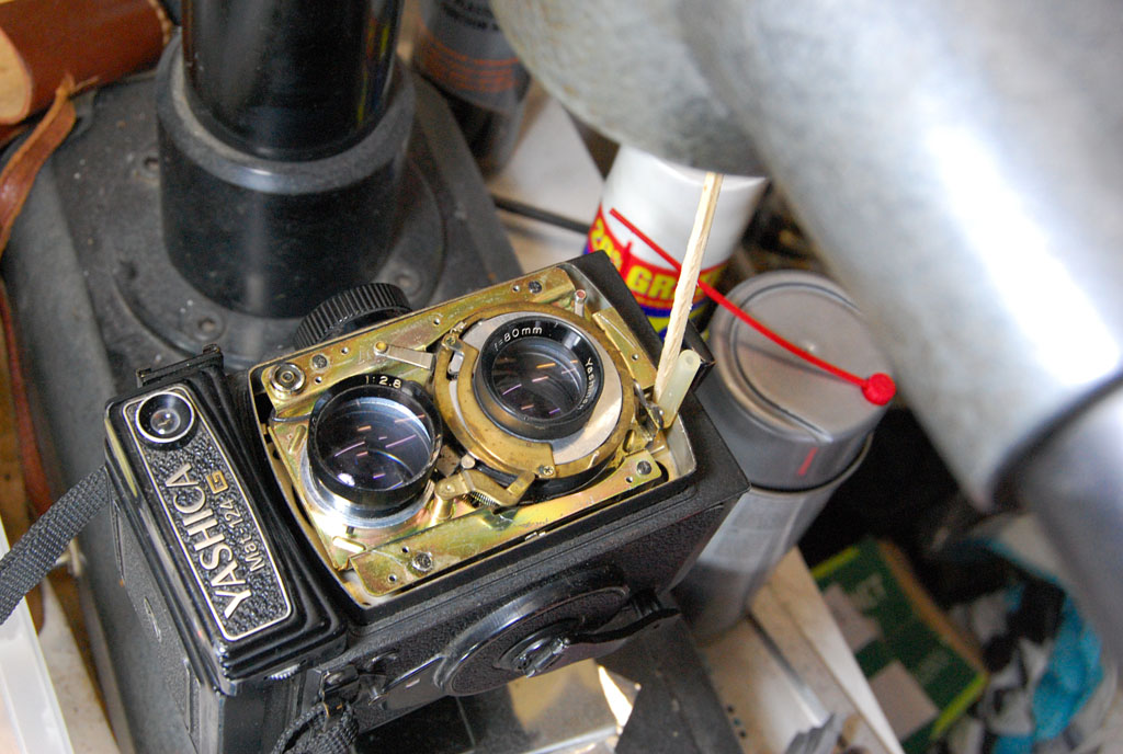 Mat 124G Unwilling Shutter Release (25) Yashica Mat 124G. … Flickr