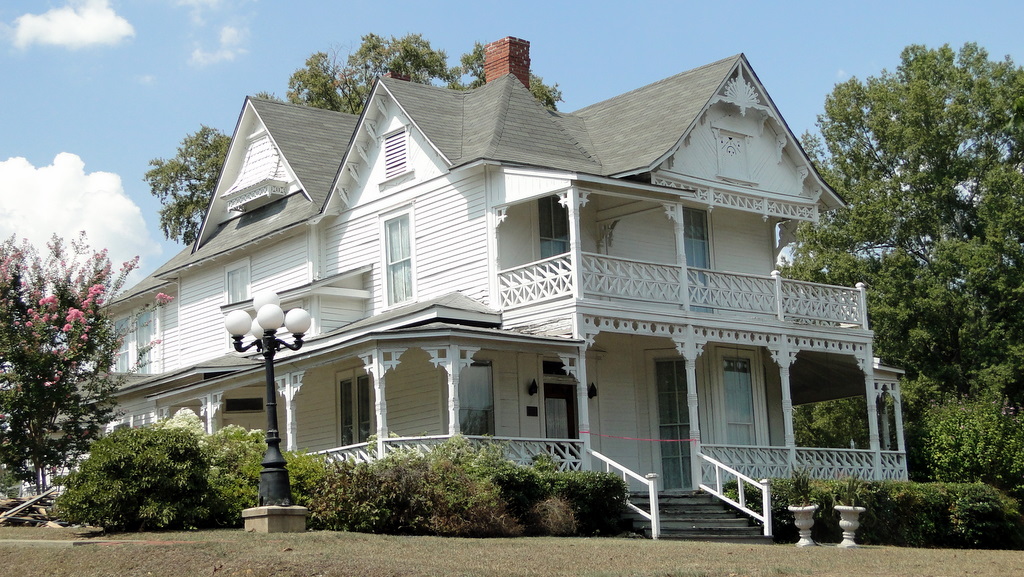 ButlerHarrisRainwater House, c.1894, Childersburg, Alaba… Flickr
