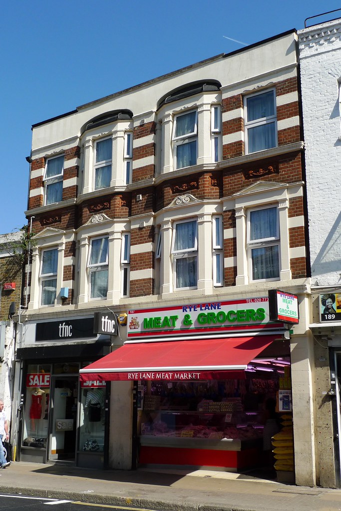 Odd Fellows' Arms, Peckham, SE15 This building was a pub a… Flickr