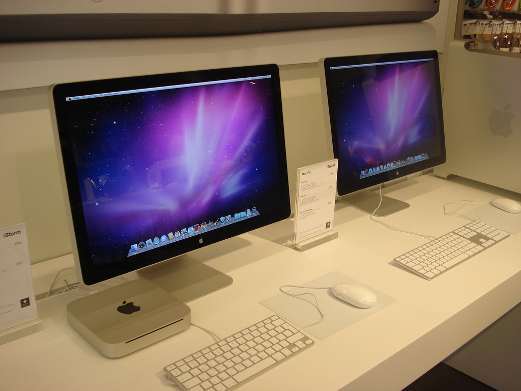 iStorm [Apple Store] iStorm, Apple Store in Greece. Φωτογρ… Flickr