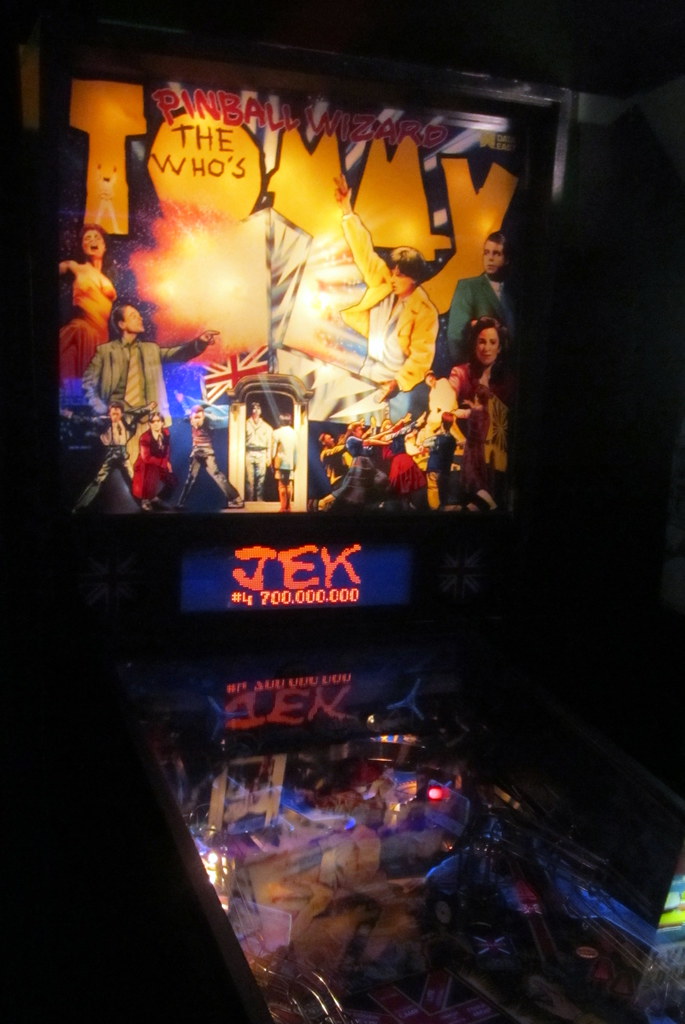 Colorado Lyons Oskar Blues Grill & Brew Arcade Pinball Wizard a