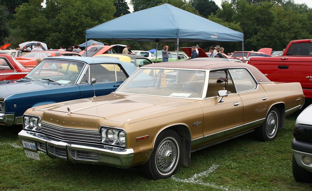 1974 Dodge Royal Monaco 4 door hardtop Richard