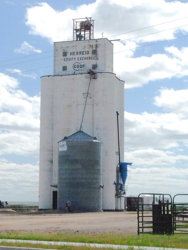 169 South Dakota, Hwy83, Herreid, Herreid Equity Exchange … Flickr