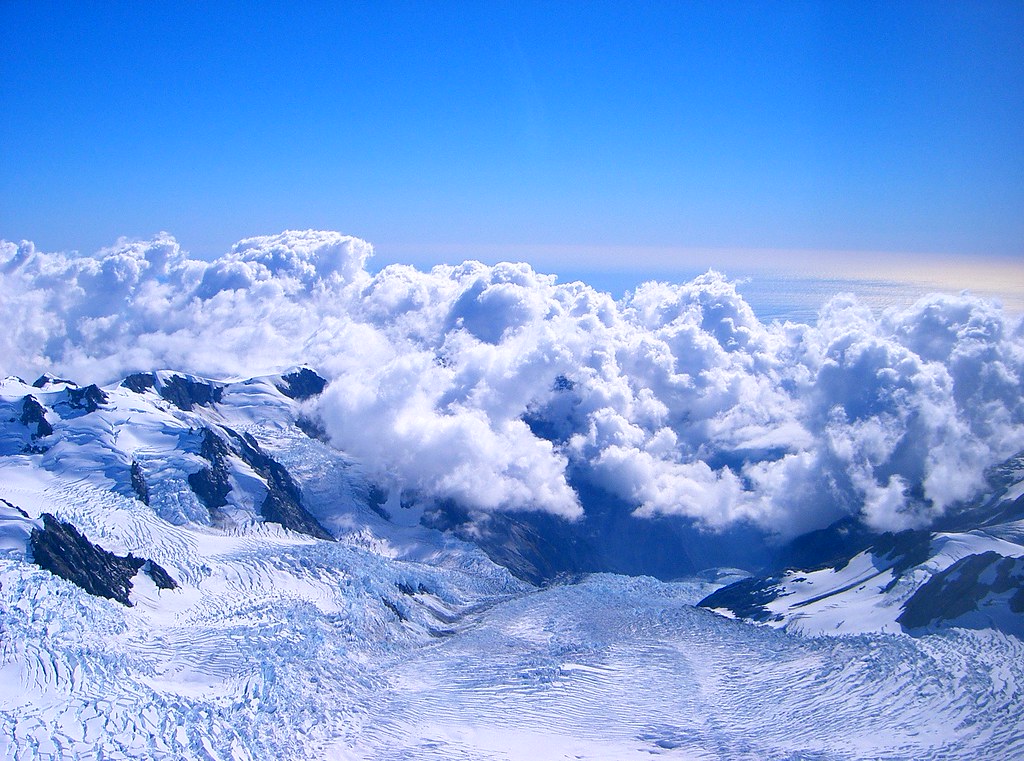 Franz Josef Accumulation Top of Franz Josef Glacier from a… Flickr