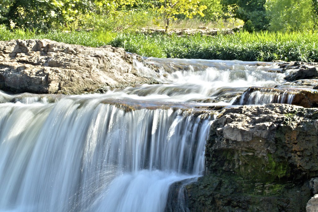 IMG_8537 Waterfall in Joplin Missouri Trish Robinson Flickr